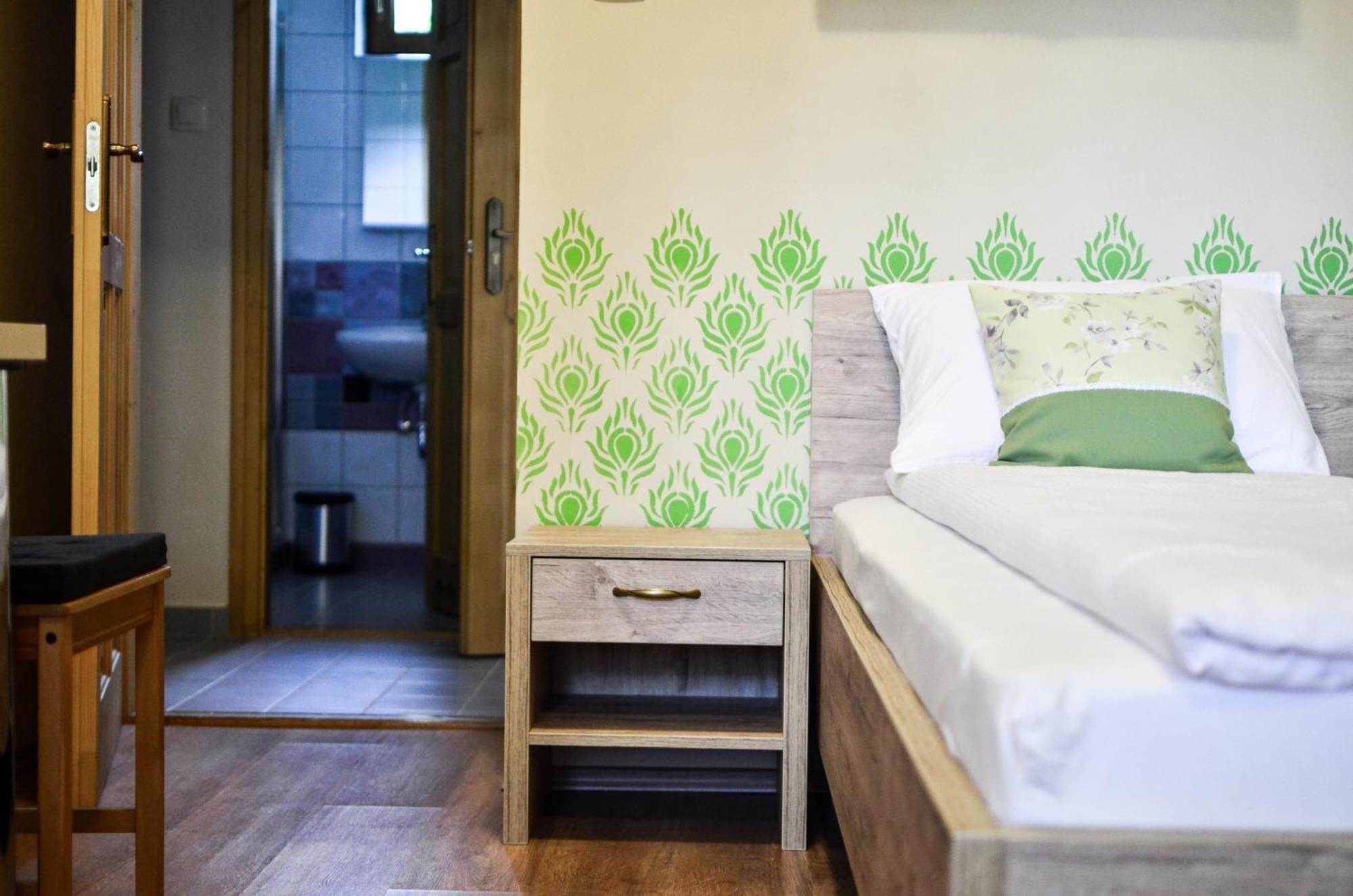 Pava Apartmanhaz Makó Eksteriør bilde